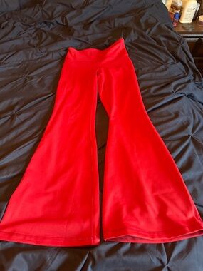 Red flare, Fabletics leggings